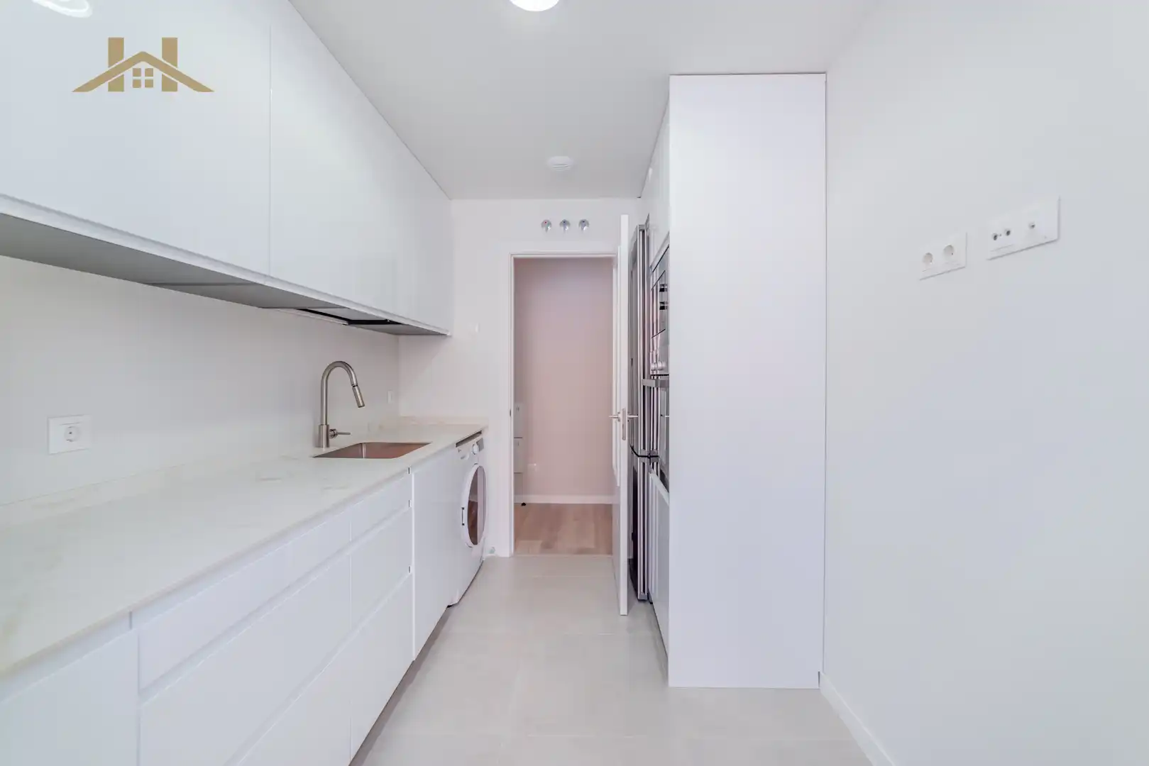 Cocina de Piso en venta en Illescas con Aire acondicionado, Calefacción y Jardín privado
