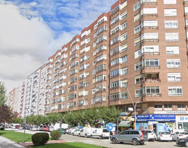 Local comercial en Alquiler en Av derechos humanos en Gamonal - San Bruno - G9