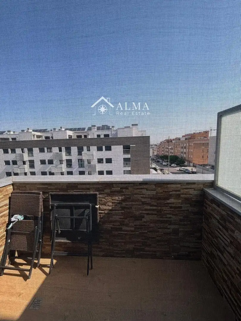 Vista exterior de Pis en venda en Valdemoro amb Aire condicionat, Calefacció i Terrassa