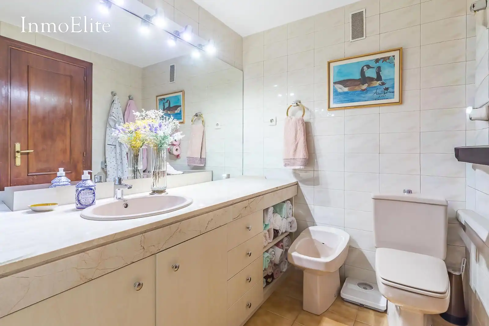 Baño de Piso en venta en Madrid con Aire acondicionado, Calefacción y Parquet