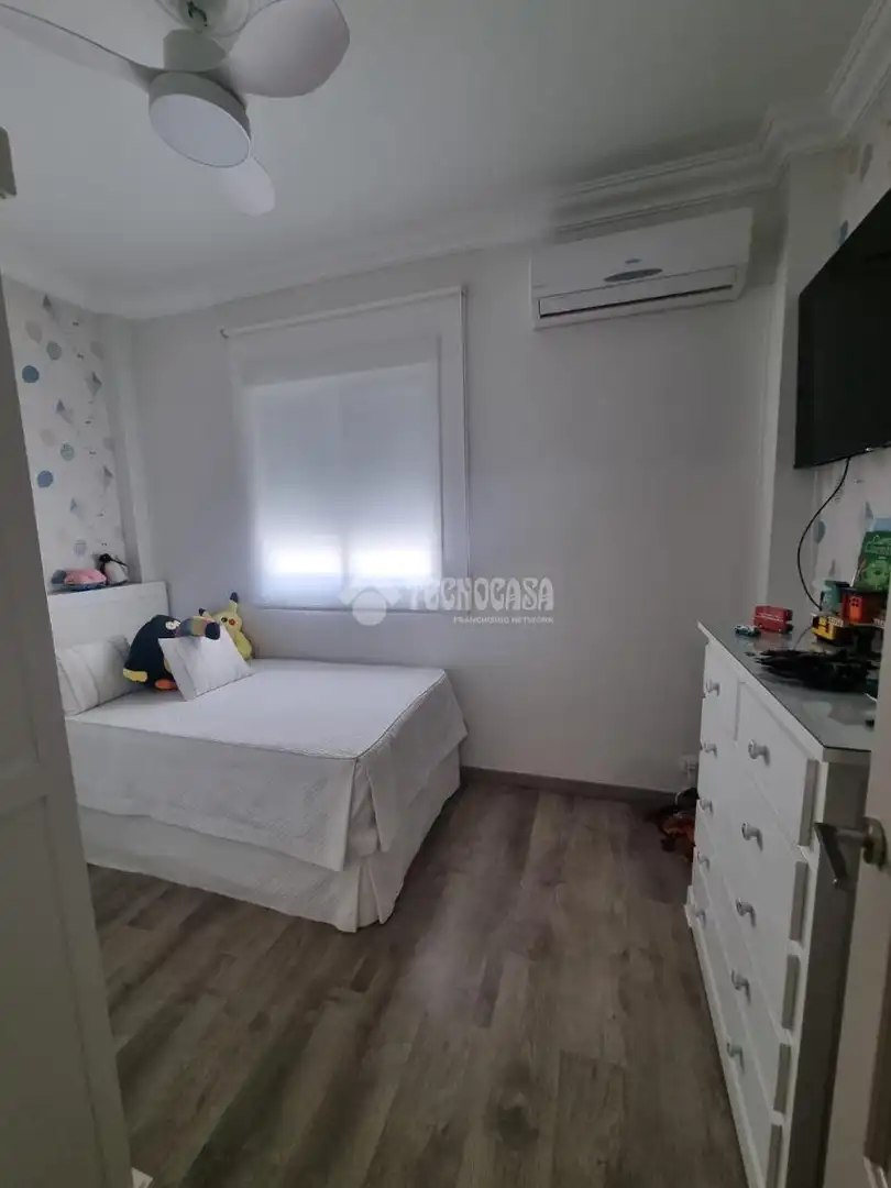 Casa aparellada en venda a Morón de la Frontera, imagen 28
