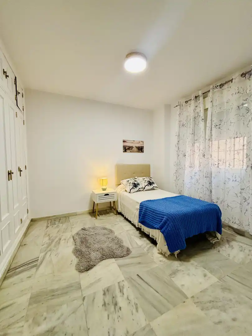 Habitación de Apartamento en venta en Málaga con Alarma