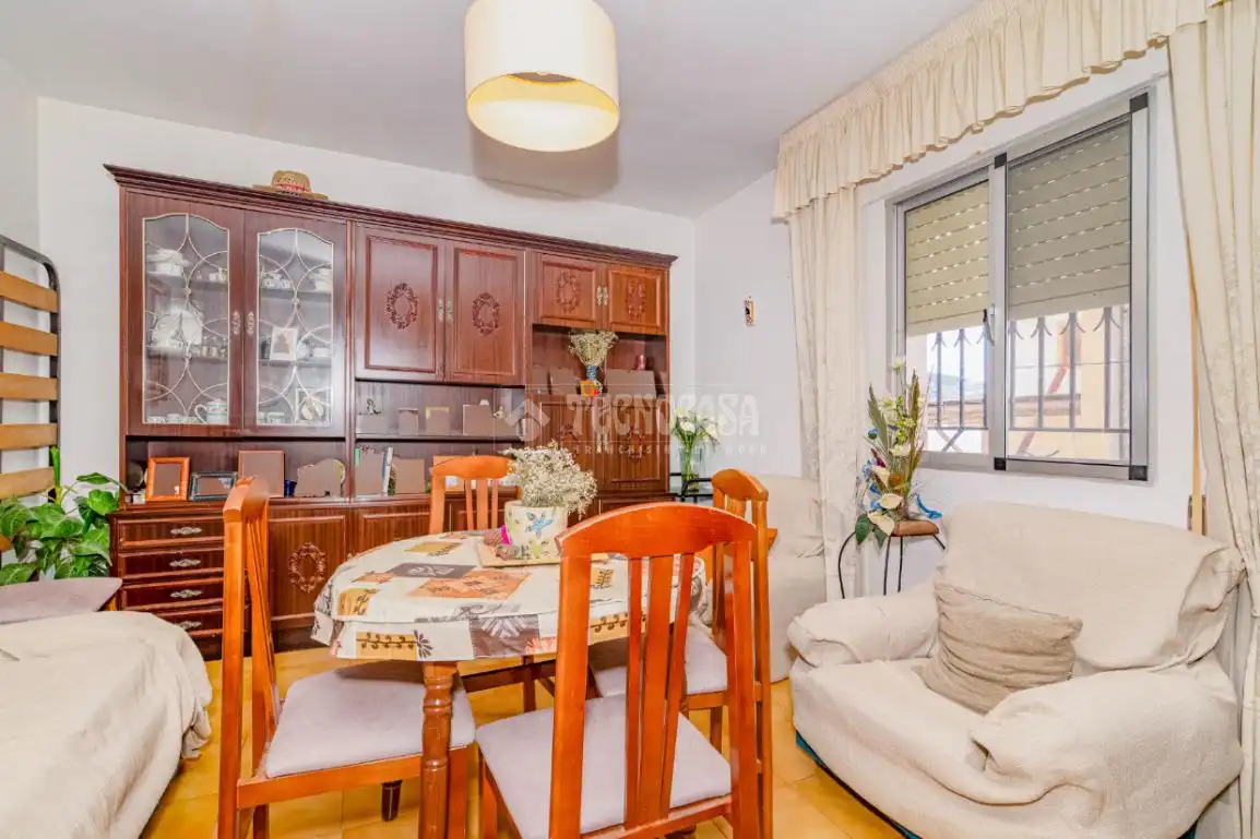 Comedor de Piso en venta en Loja con Aire acondicionado, Amueblado y Balcón