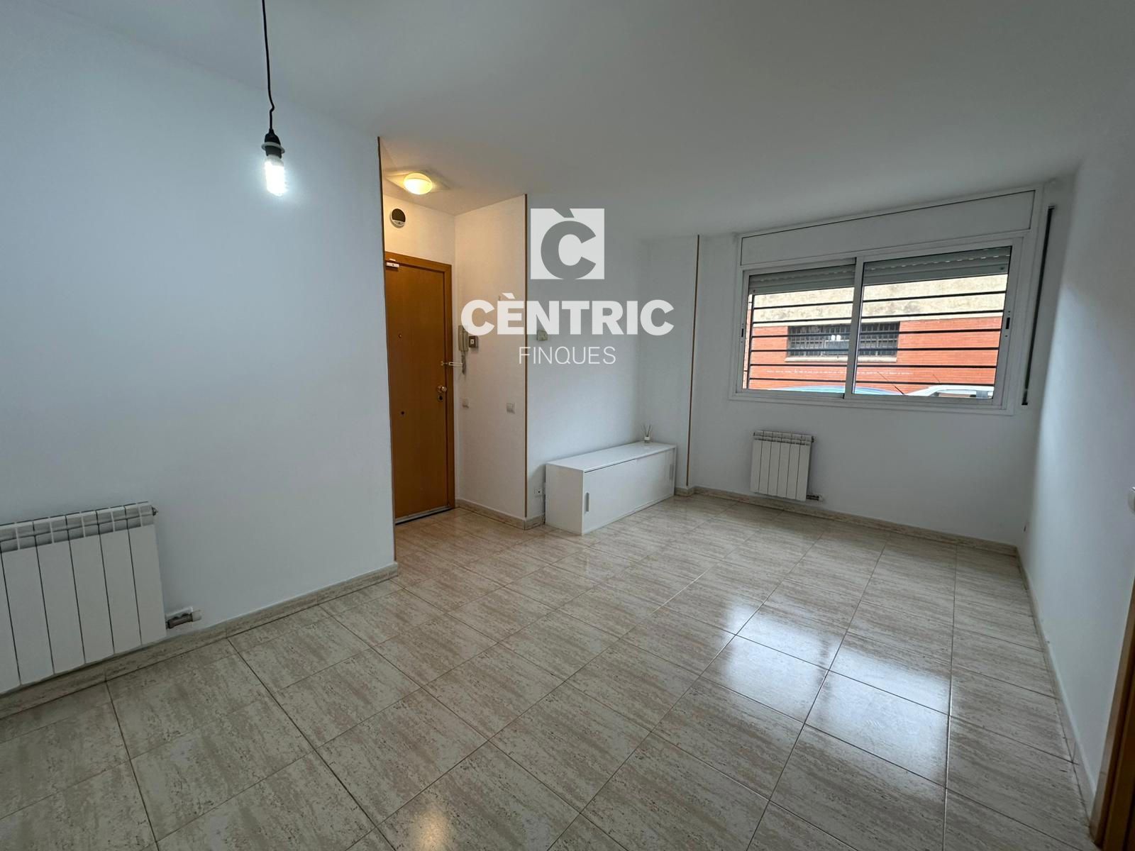 Dormitori de Pis de lloguer en Terrassa amb Calefacció i Terrassa