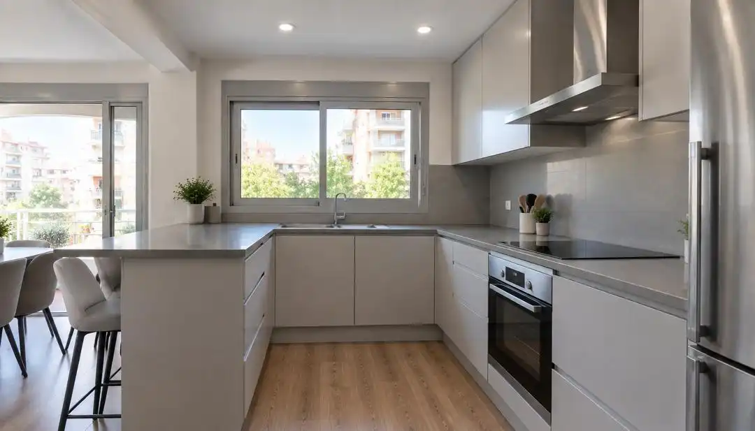 Flat with terrace for sale in Carrer de Casp 37, imagen 3