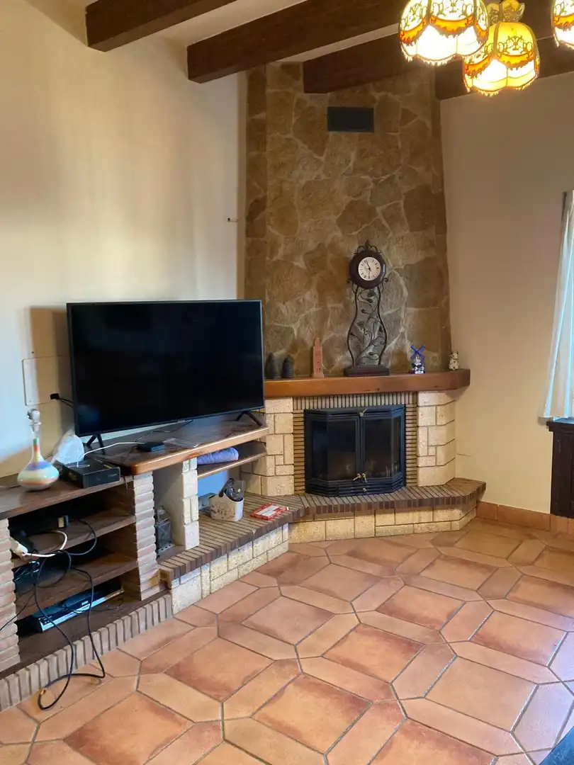 Sala de estar de Casa o chalet en venta en Fuengirola con Aire acondicionado, Jardín privado y Parquet