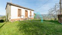 Vista exterior de Casa o xalet en venda en Langreo amb Jardí privat i Parquet