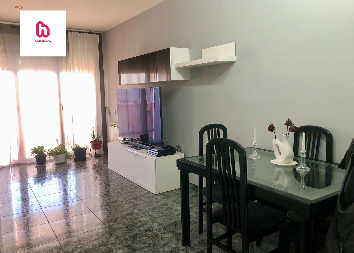 Living room of Single-family semi-detached for sale in Roda de Ter  with Air Conditioner, Heating and Private garden