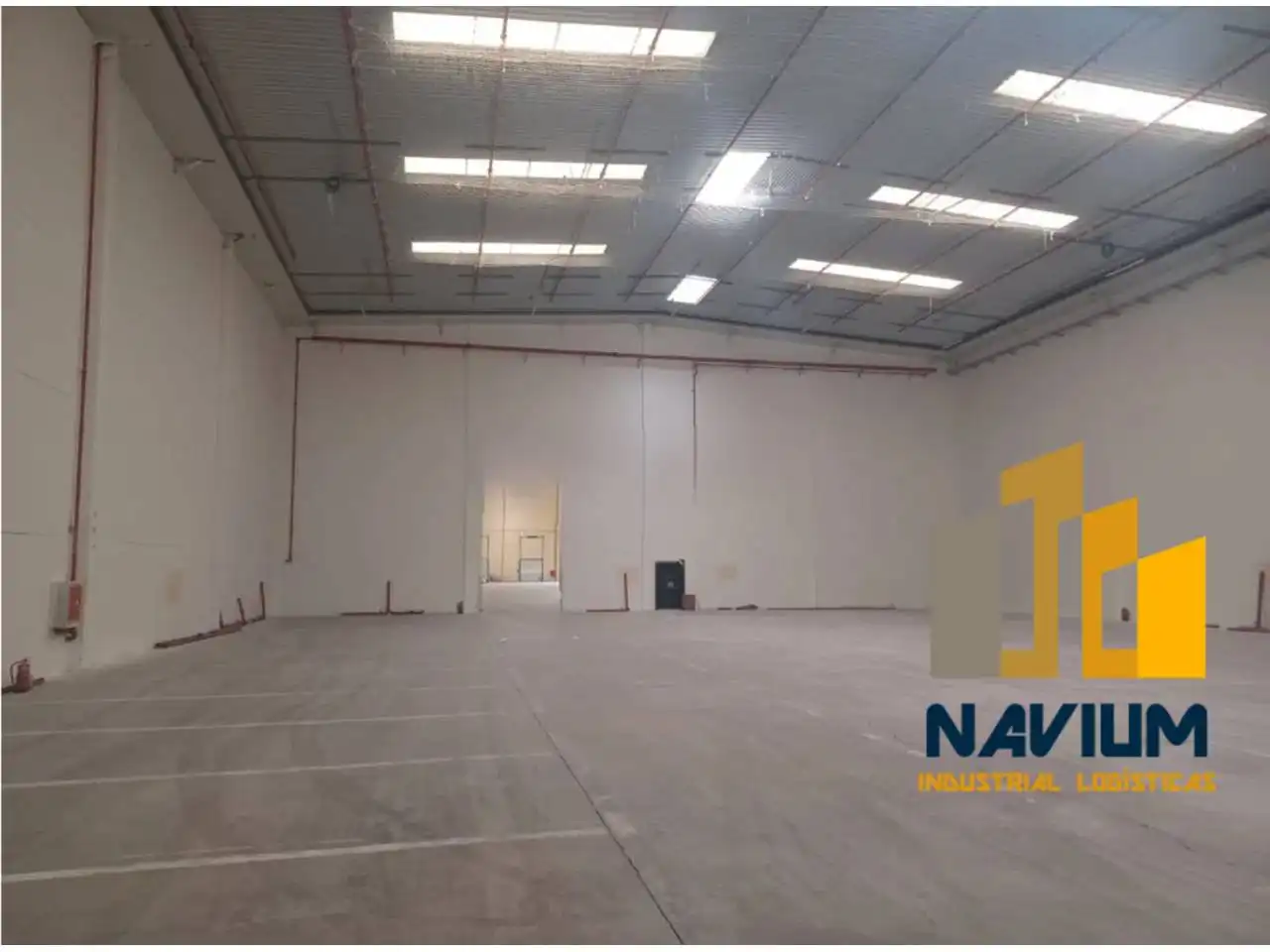 Nau industrial de lloguer en Daganzo de Arriba amb Alarma