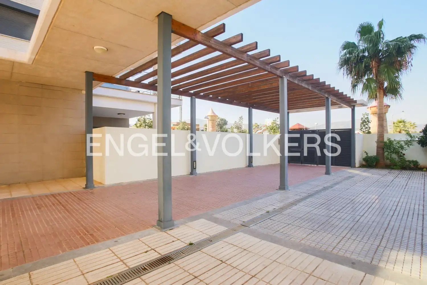 Terrasse von Wohnung zum Verkauf in Oropesa del Mar / Orpesa mit Klimaanlage, Heizung und Privatgarten