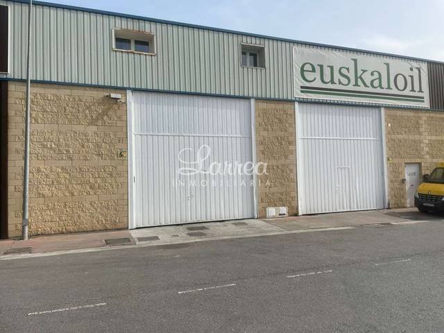 Nave industrial en Alquiler en Ajangiz