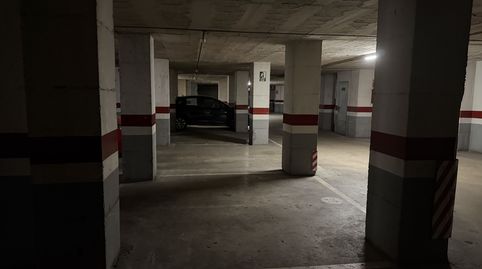 PLAZA DE APARCAMIENTO PARA COCHE PEQUEÑO, ENTRE LINEAS., imatge 2