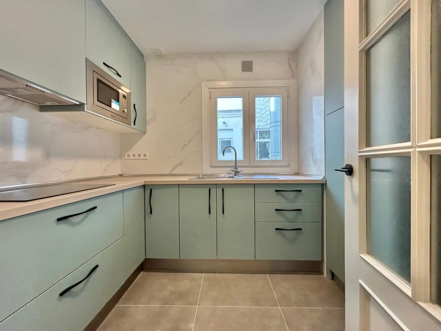 Kitchen of Apartments for sale in Málaga  with Air Conditioner, Heating and Furnished
