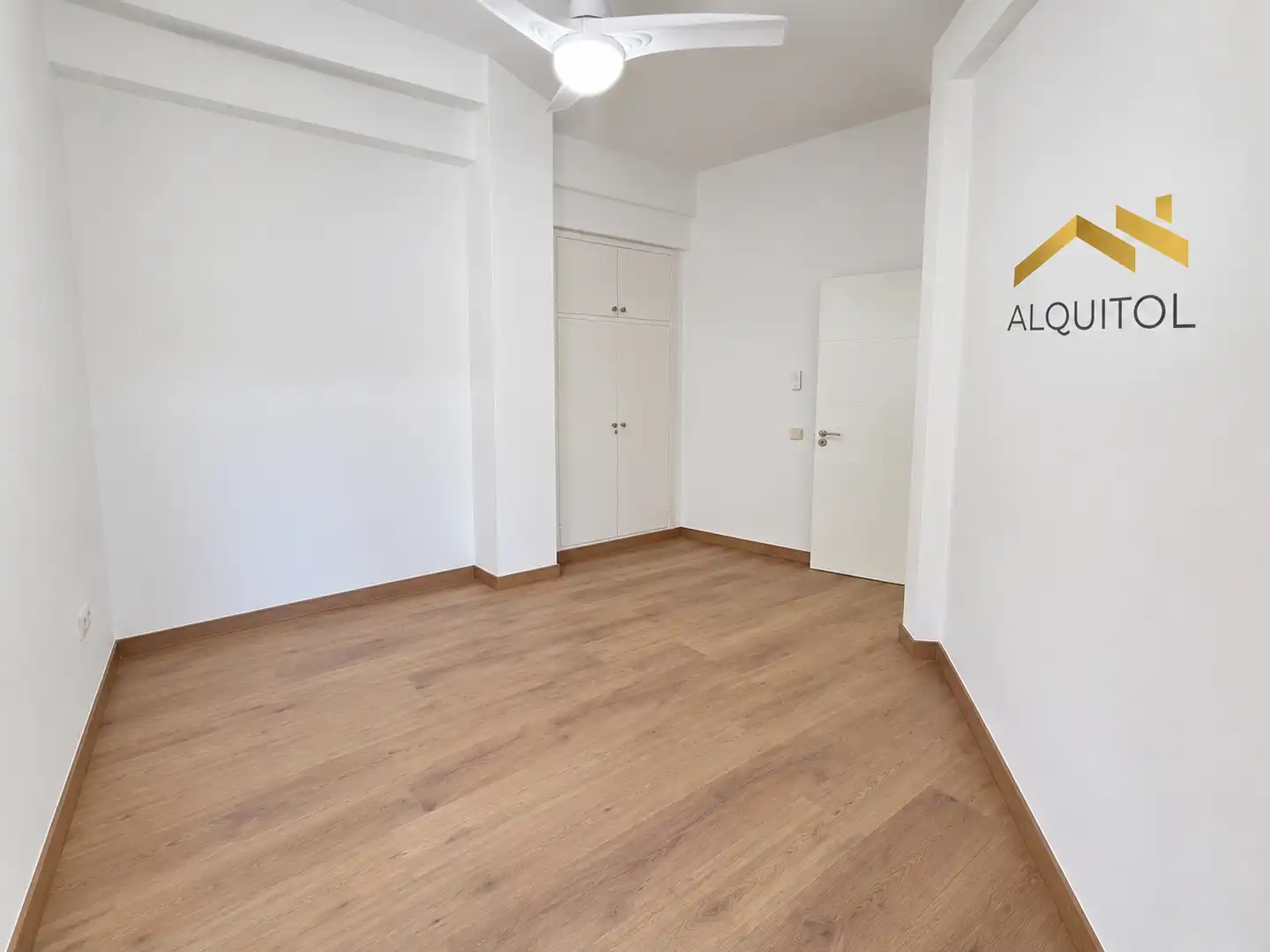 Flat for share in Toledo  with Heating, Parquet flooring and Washing machine
