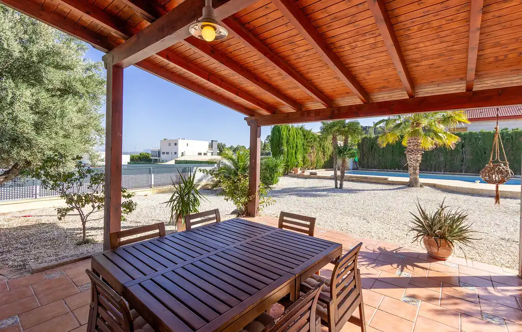 Chalet con terraza en venta en Calle Urba Coto Riñales 119, imagen 36