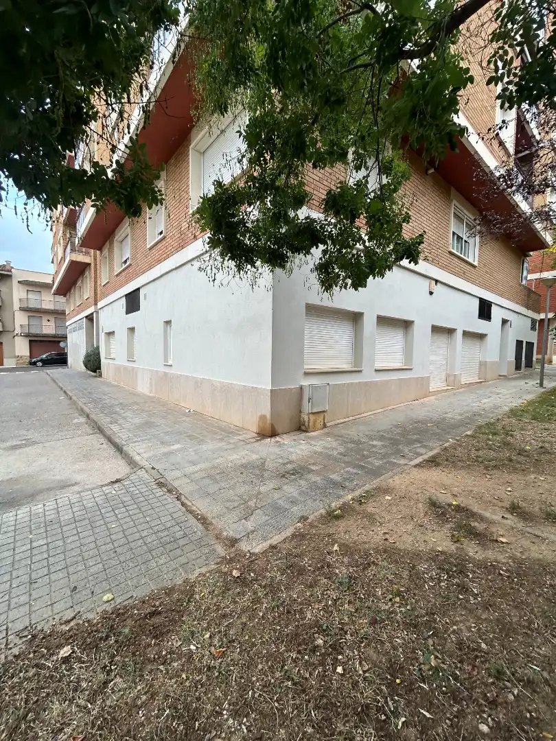 Vista exterior de Piso en venta en Figueres con Aire acondicionado, Calefacción y Parquet