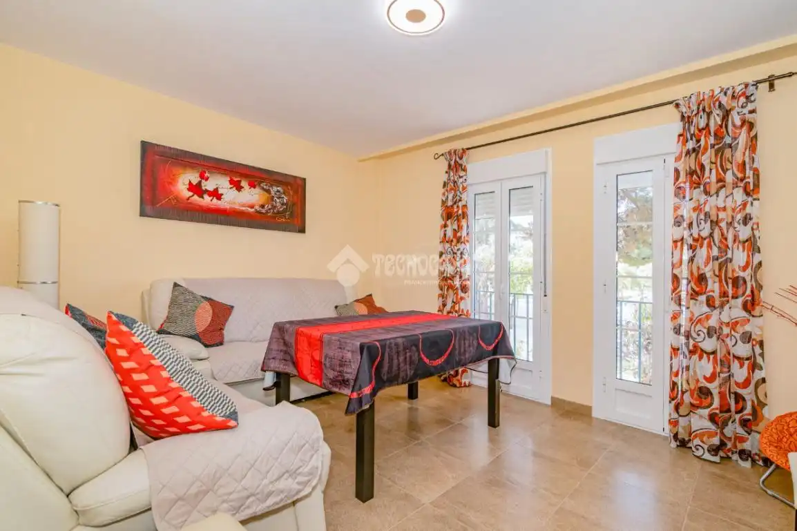 Habitación de Piso en venta en Lucena con Aire acondicionado y Amueblado