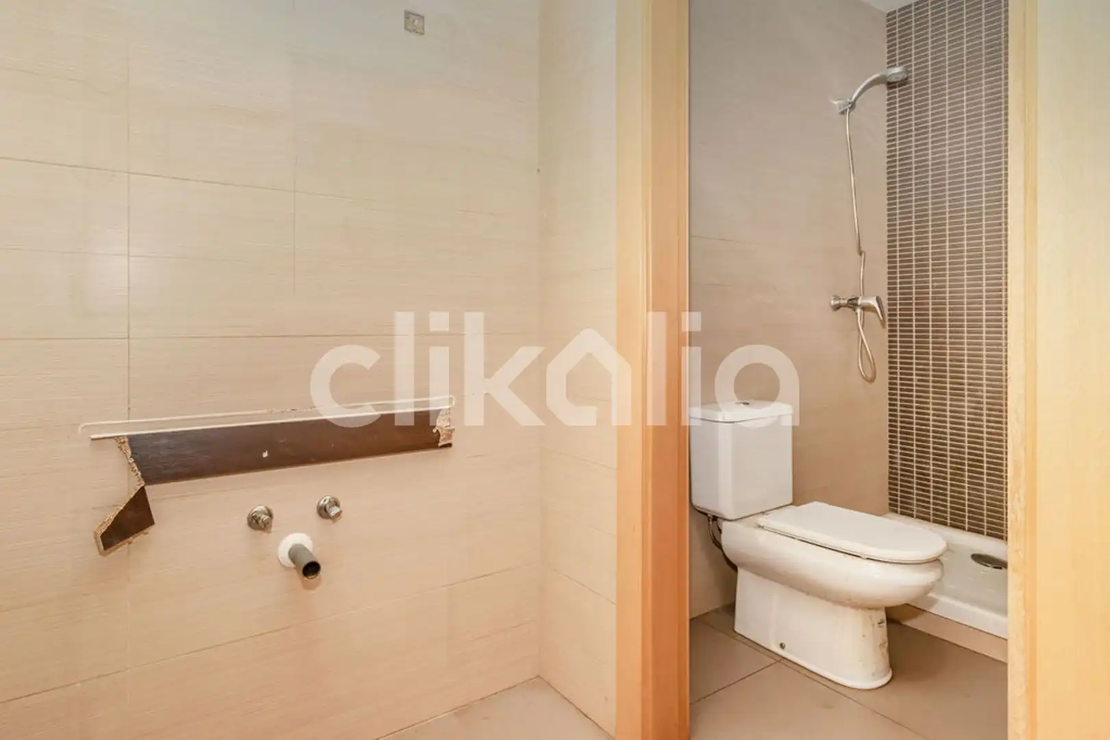 Baño de Piso en venta en Manlleu con Terraza