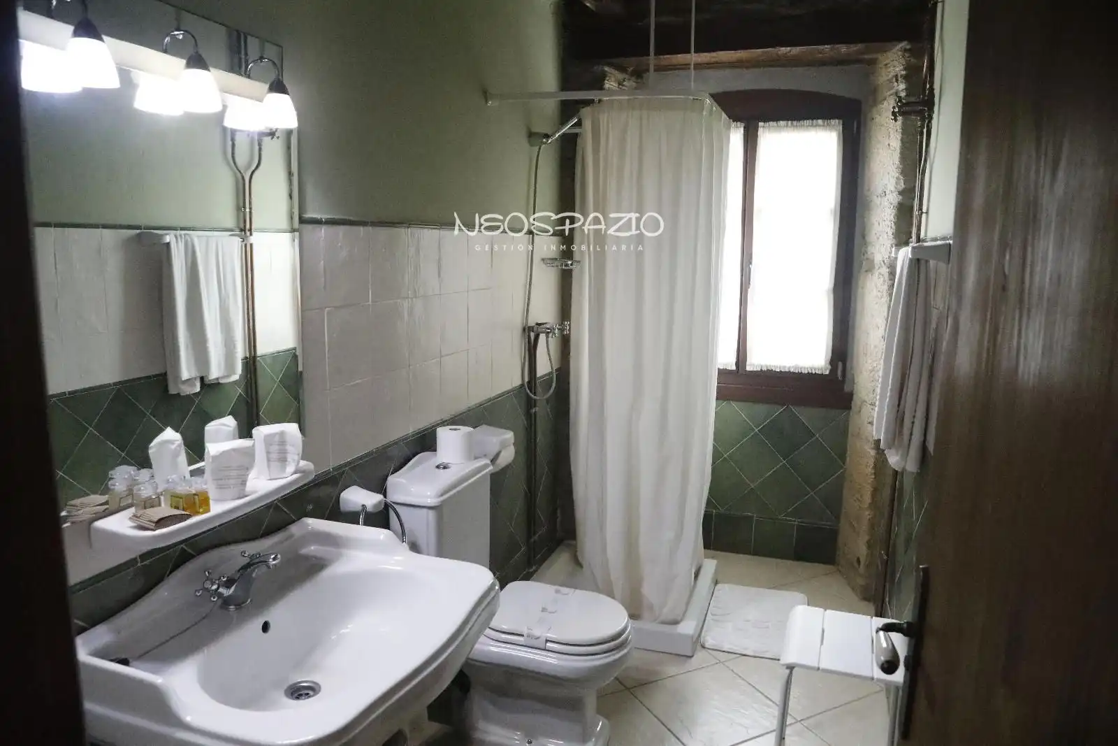 Baño de Casa o chalet en venta en Castroverde con Calefacción y Amueblado