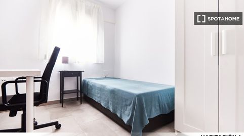Photo 2 of Flat for rent in Barrio León, Sevilla Capital