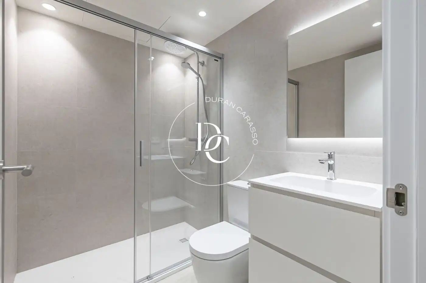 Casa con piscina en venta en Carrer Margarida Xirgu, imagen 47