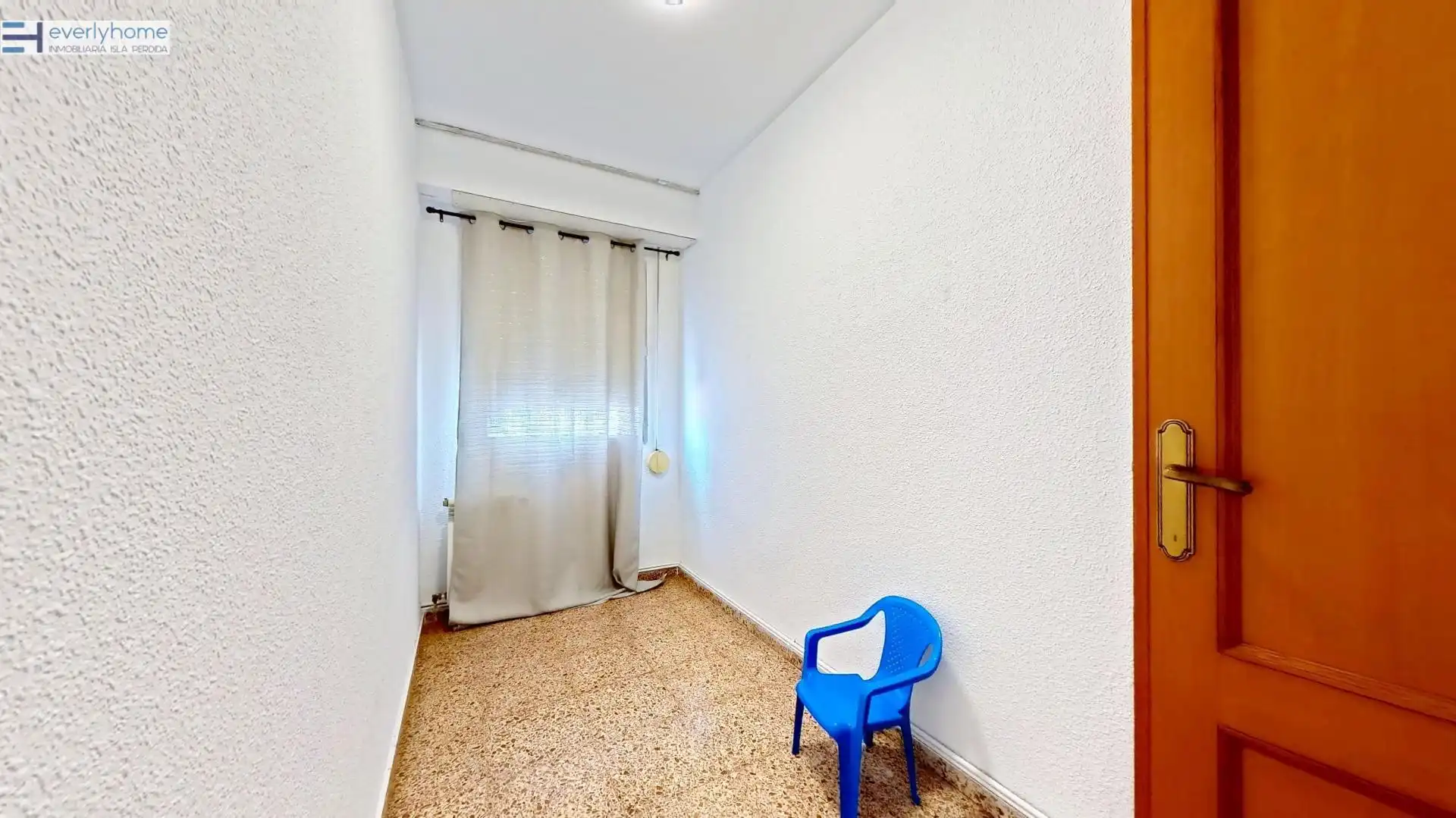 Bedroom of Flat for rent in Valencia  with Furnished and Balcony