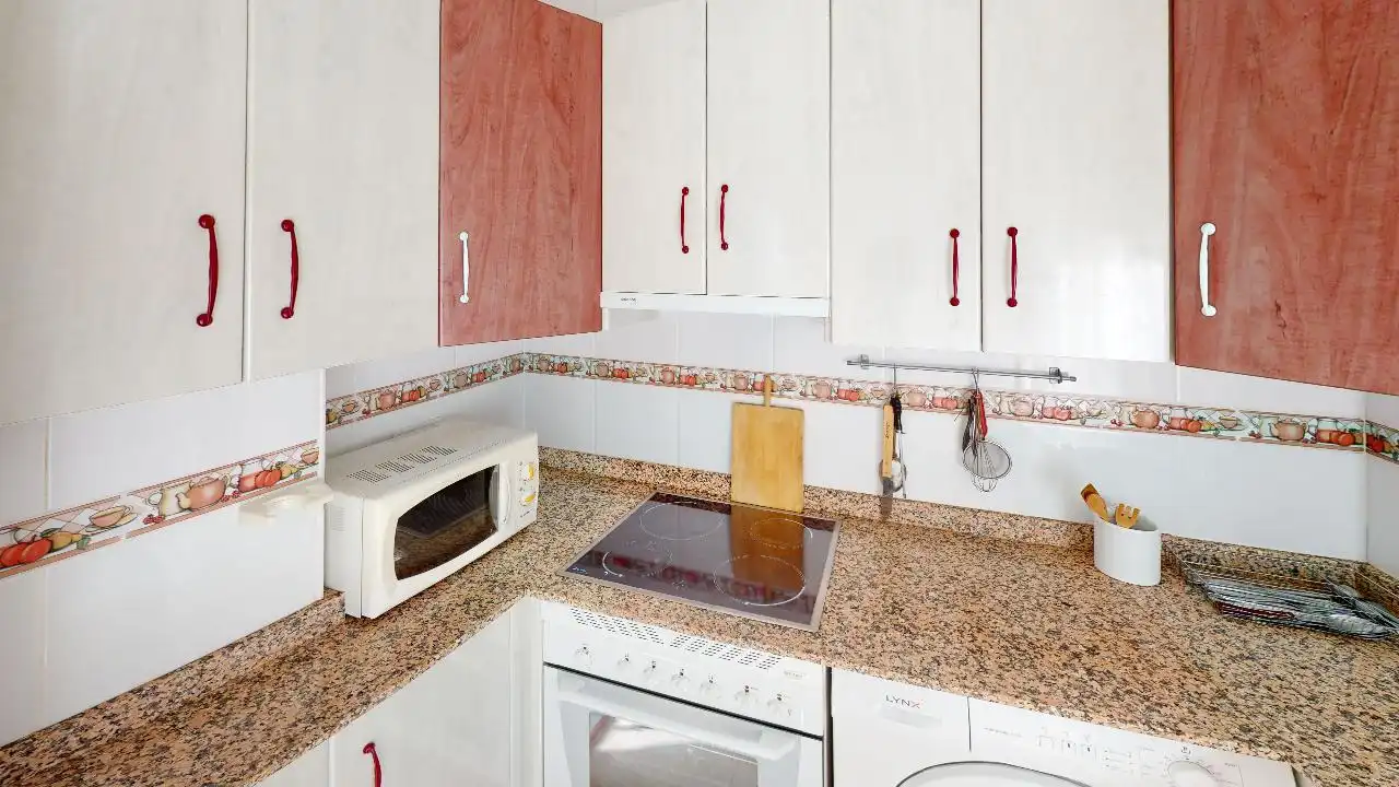 Kitchen of Buildings for sale in Cambil  with Community pool
