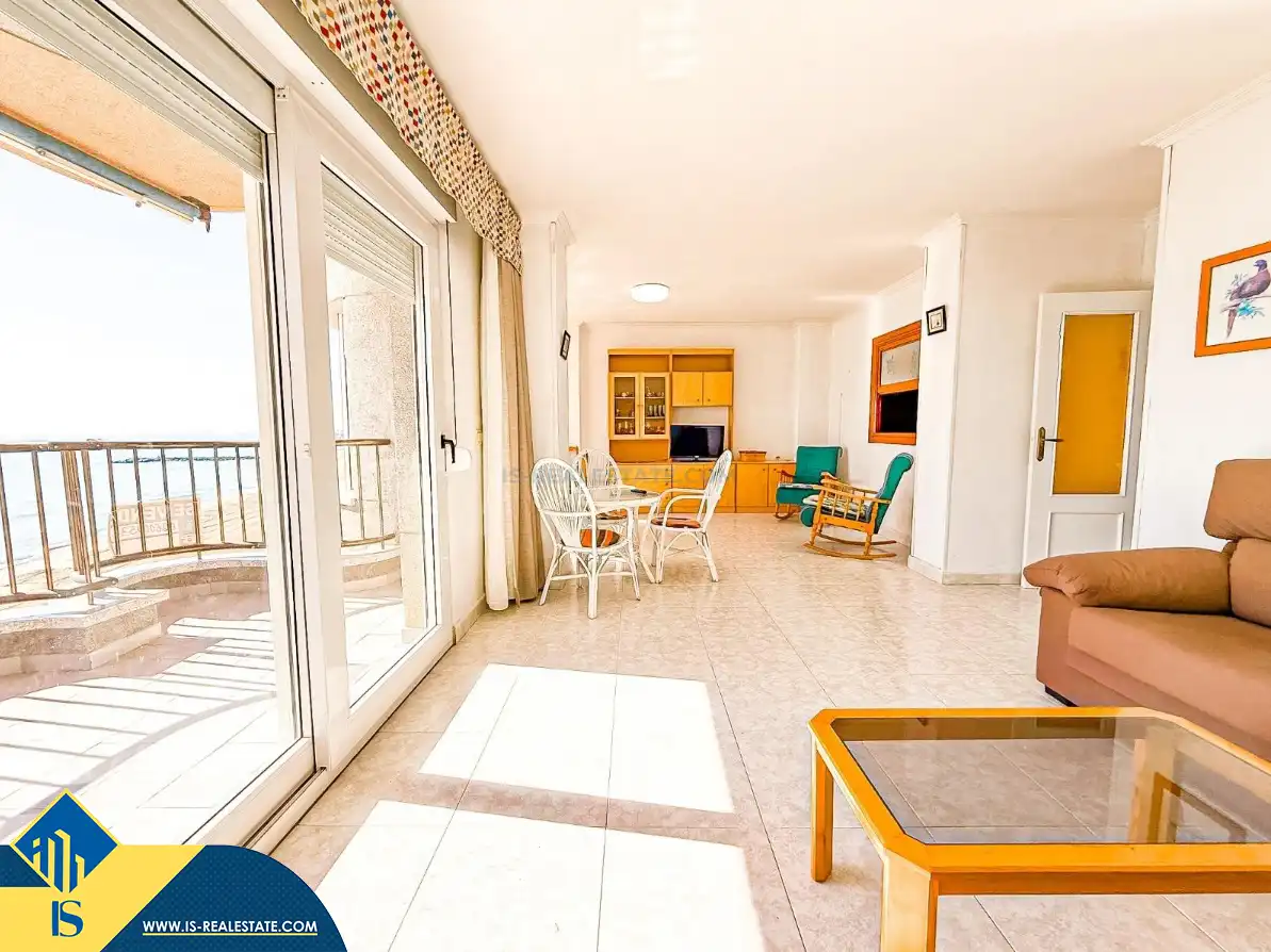 Apartment with terrace for sale in Playa de los Locos, imagen 7