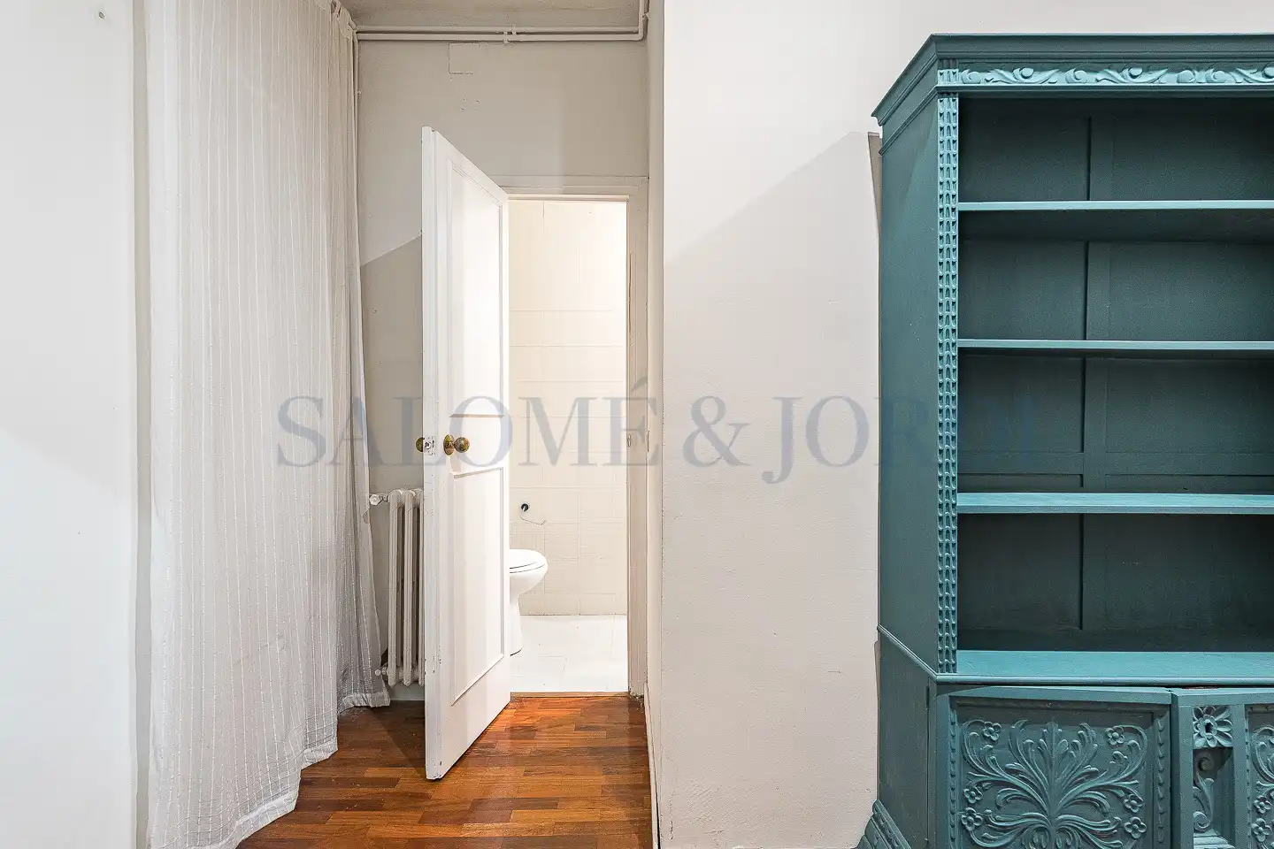 Habitación de Piso en venta en Barcelona con Aire acondicionado, Calefacción y Jardín privado