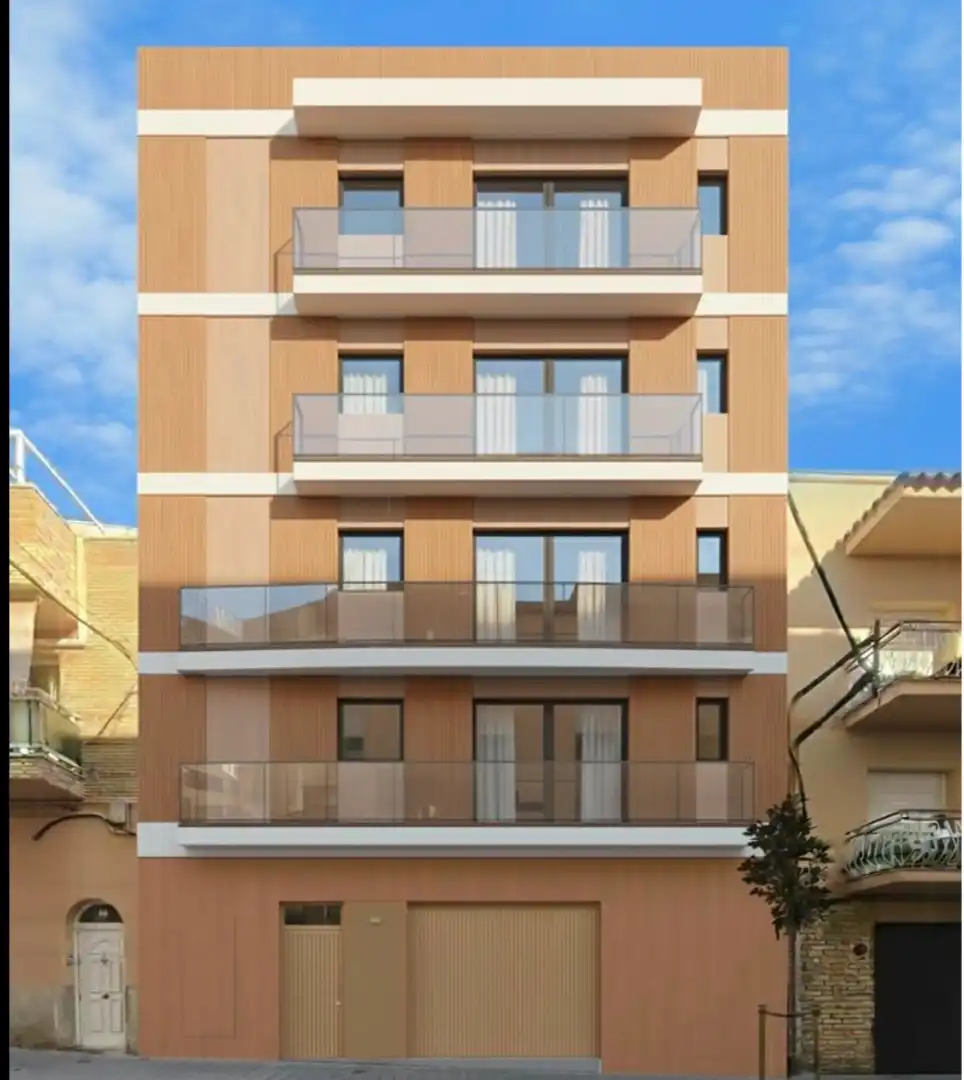 Außenansicht von Wohnung zum Verkauf in Cambrils mit Klimaanlage, Heizung und Privatgarten