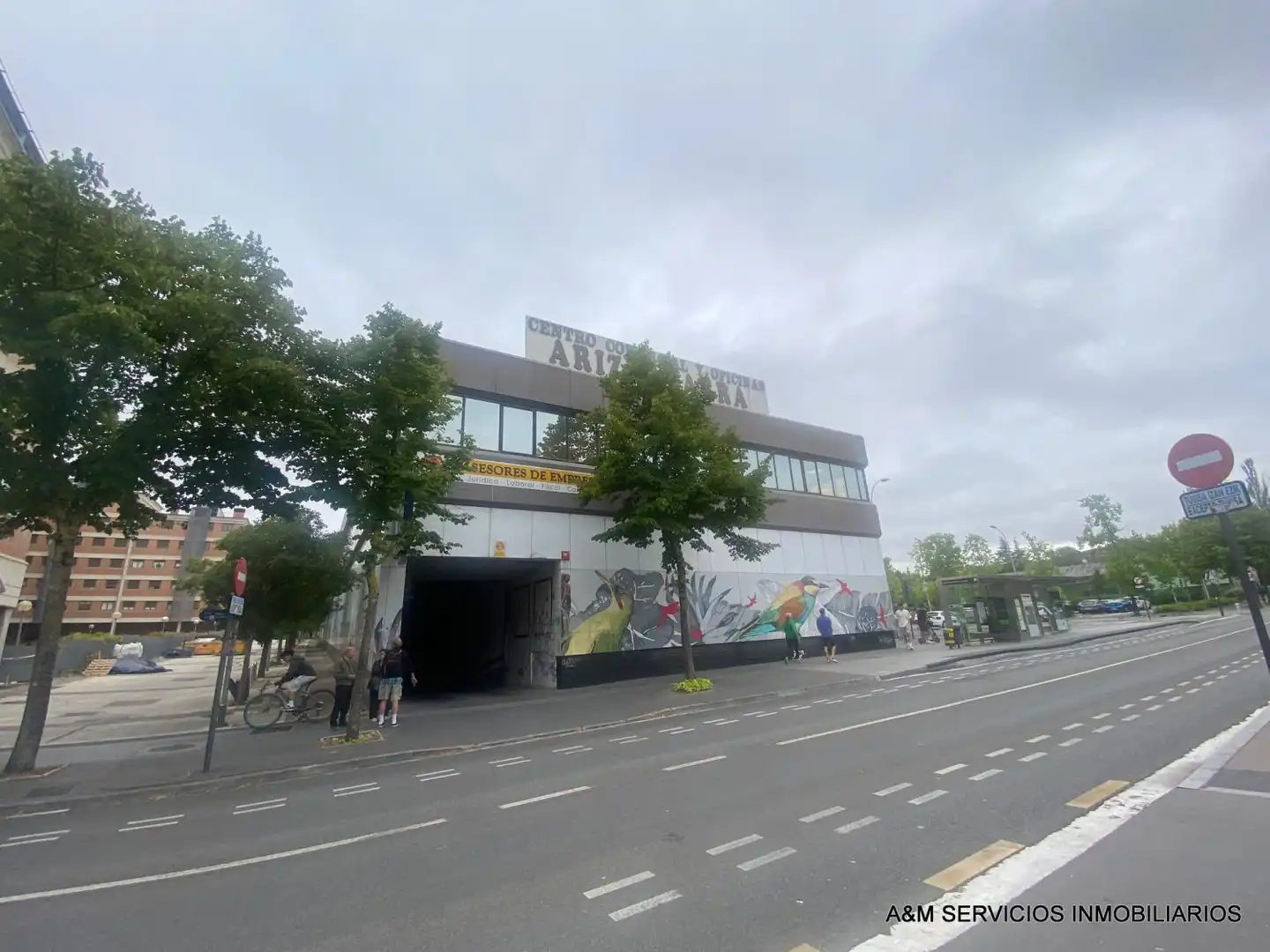 Exterior view of Office for sale in Vitoria - Gasteiz  with Air Conditioner