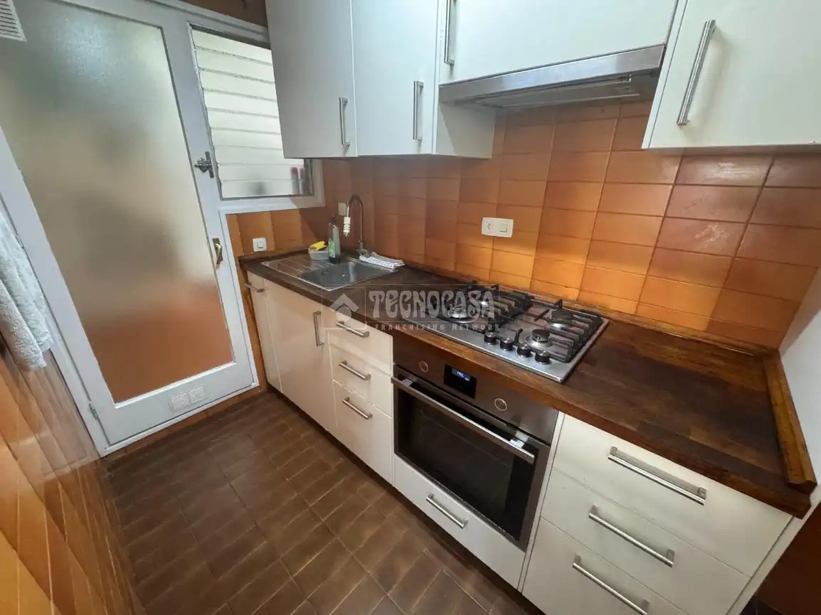 Cocina de Piso en venta en Vilassar de Mar con Terraza y Piscina comunitaria