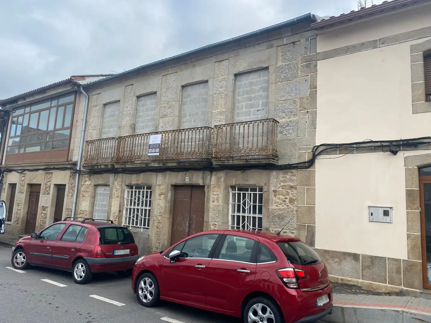 Vista exterior de Casa adosada en venta en Vilagarcía de Arousa