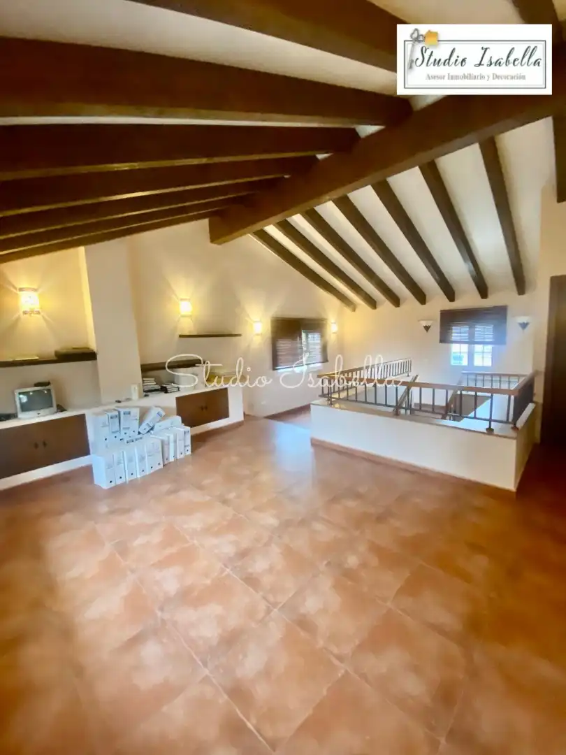 Sala d'estar de Casa o xalet en venda en Nambroca amb Aire condicionat, Calefacció i Jardí privat