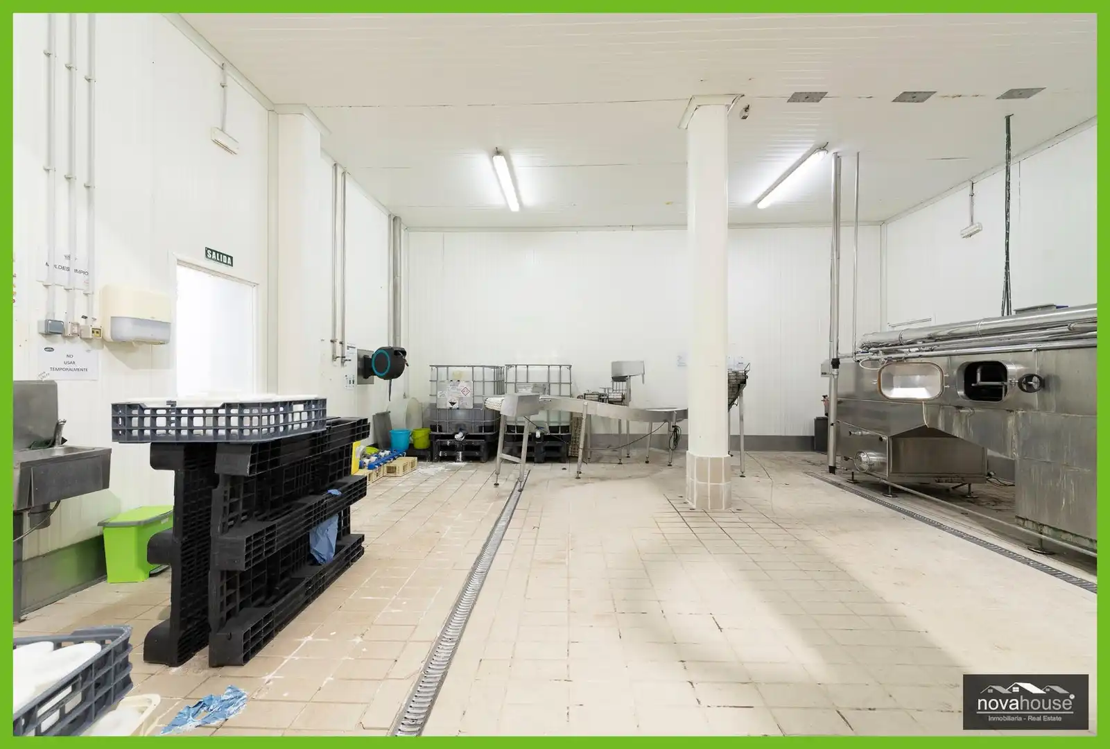 Nave industrial en venta en Málaga
