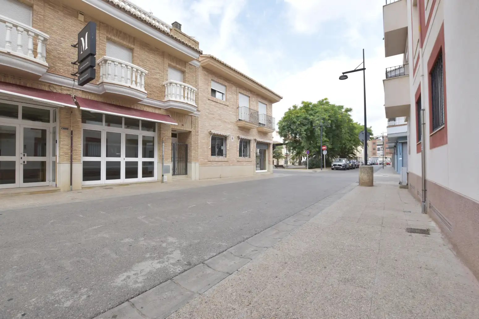 Vista exterior de Local de alquiler en Puçol con Aire acondicionado