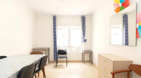 Foto 3 de Piso en venta en Cl Bobiles de Les, La Florida, Barcelona