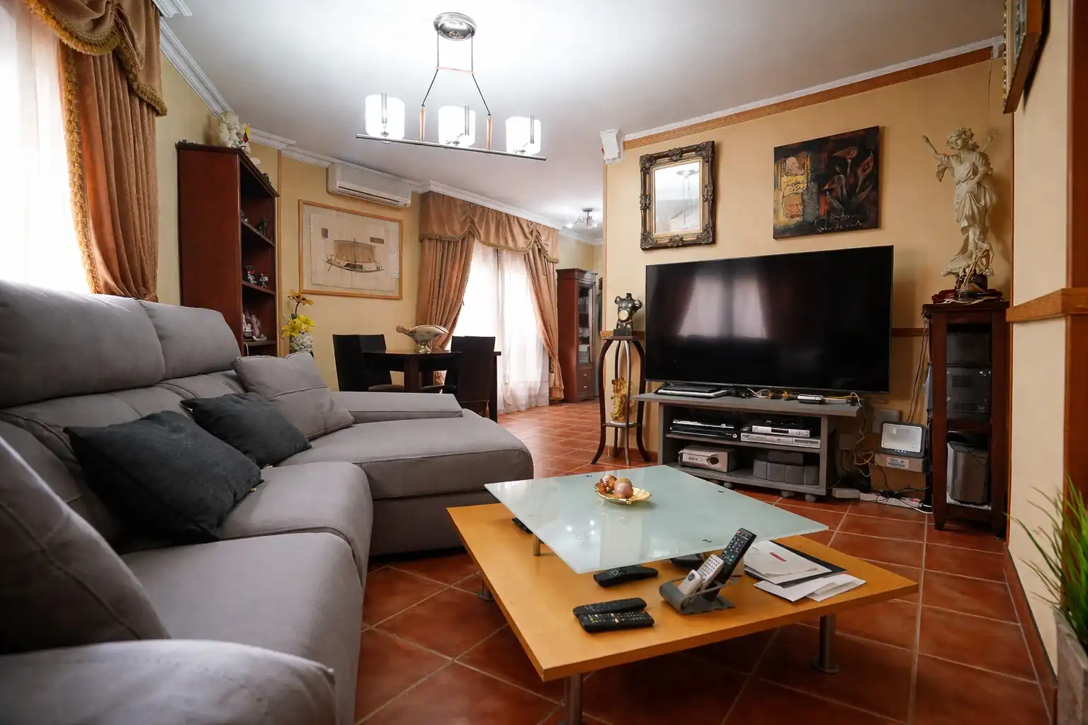 Casa amb terrassa en venda a Carrer de Sant Josep, imagen 4
