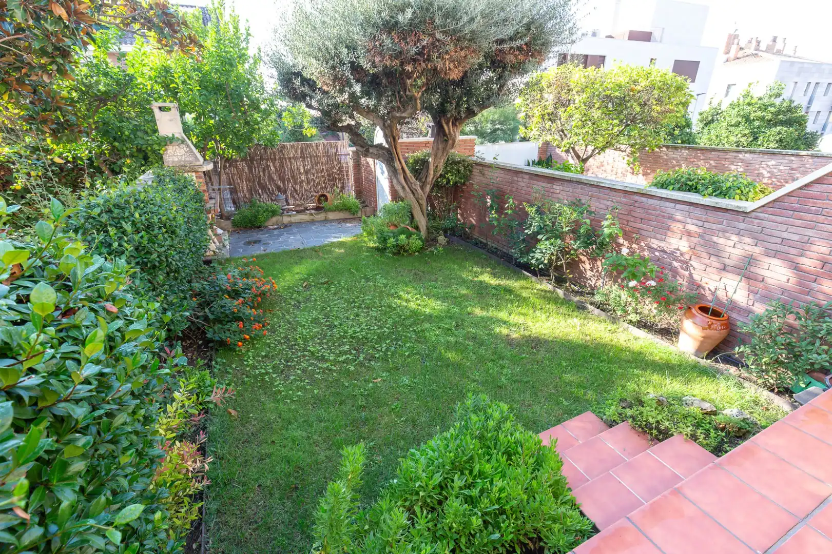 Jardí de Casa adosada en venda en Sant Feliu de Llobregat amb Calefacció, Terrassa i Traster