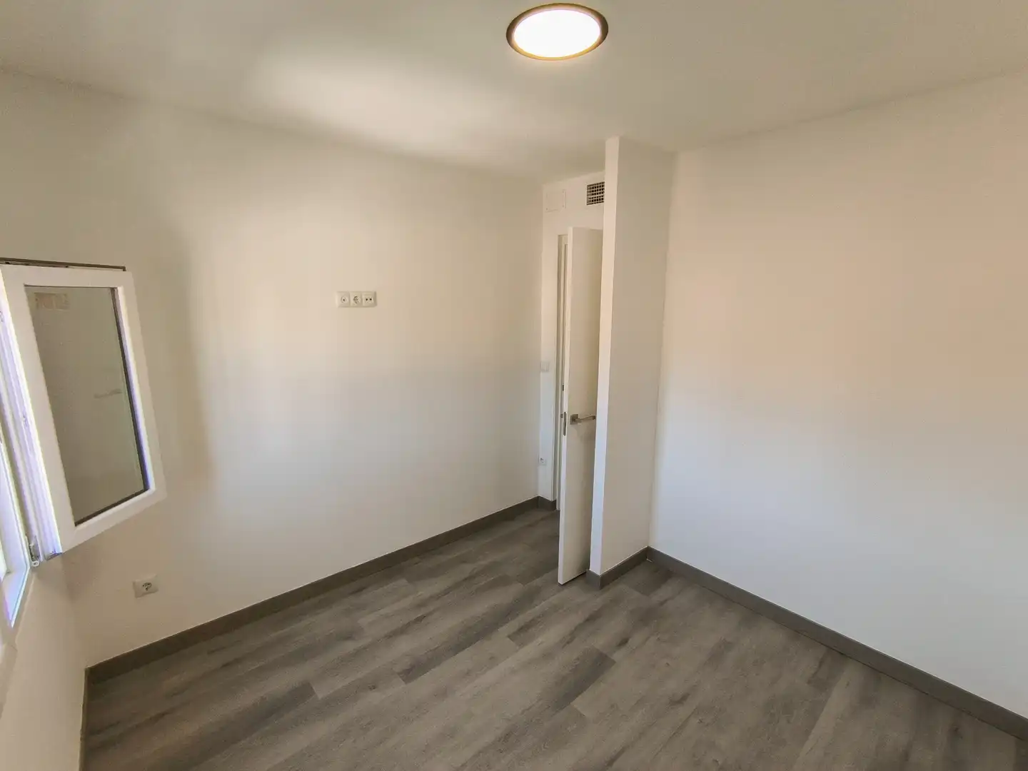 Flat for sale in Palencia  with Air Conditioner, Heating and Parquet flooring