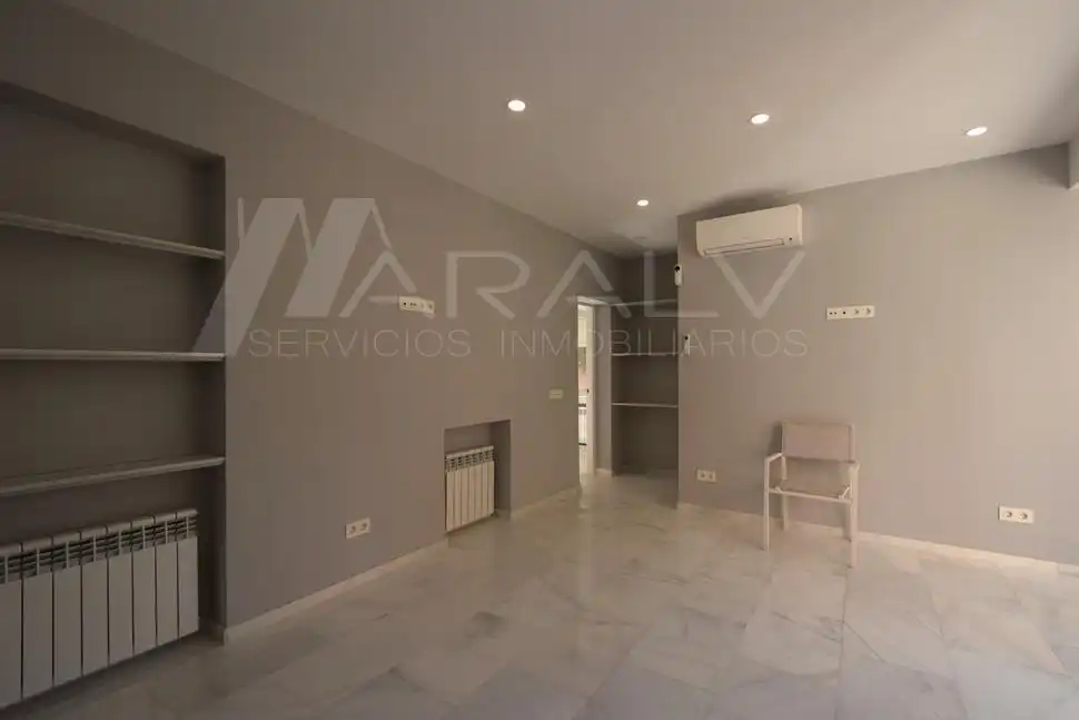 Sala d'estar de Pis de lloguer en Madrid amb Aire condicionat, Calefacció i Forn