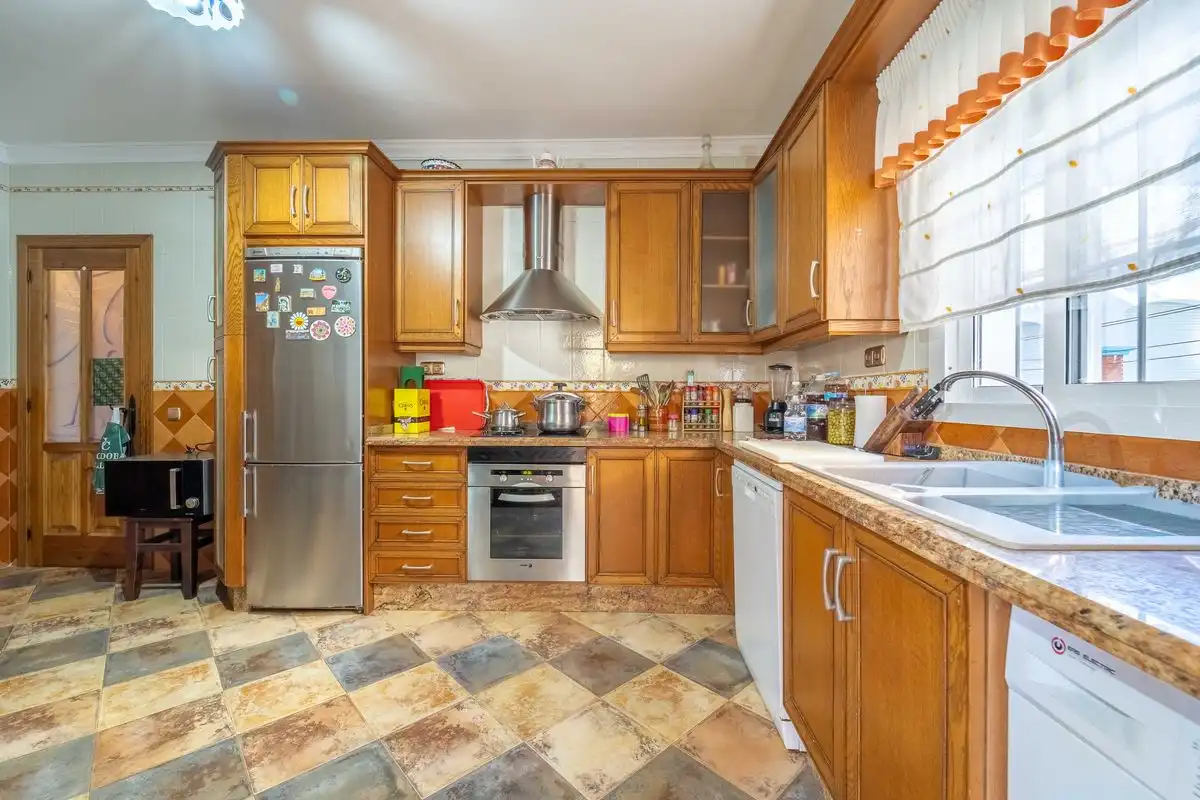 Casa pareada con terraza en venta en C. María Zambrano, imagen 7