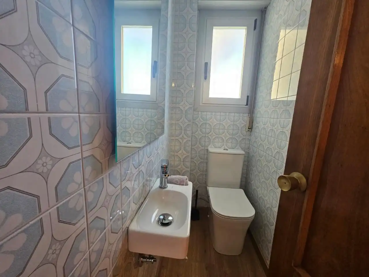 Bathroom of Flat for rent in Ourense Capital   with Heating, Furnished and Balcony