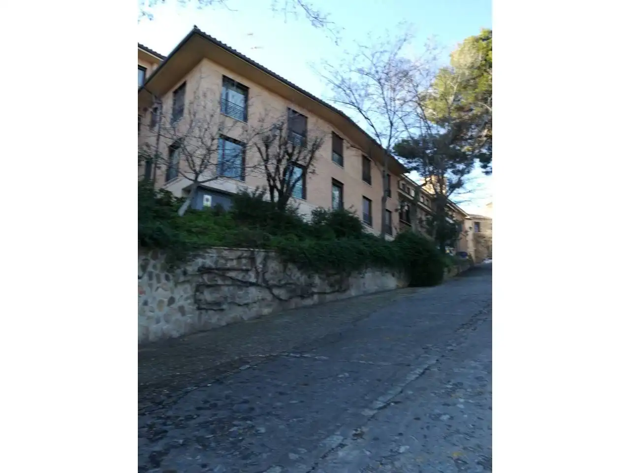 Außenansicht von Wohnung zur Miete in Toledo mit Klimaanlage, Heizung und Abstellraum
