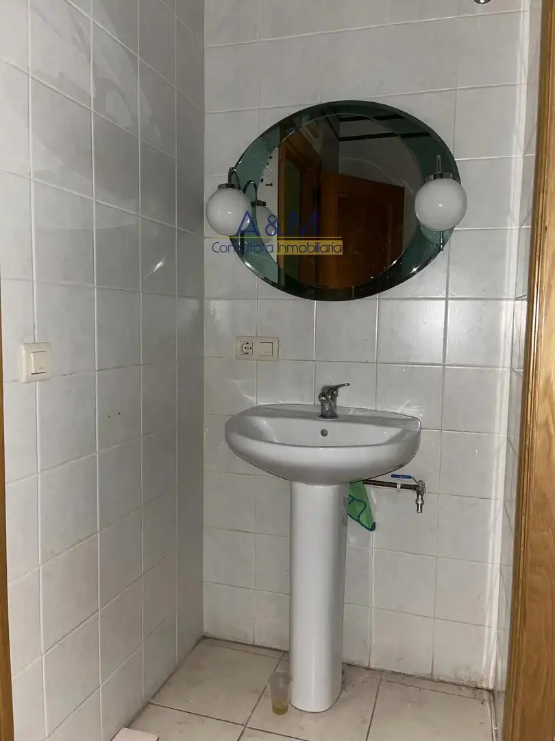 Baño de Local en venta en Zamora Capital 