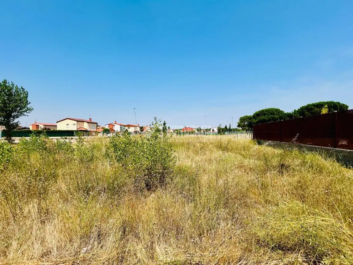 Terreni e lotti in vendita a Aldeamayor de San Martín, imagen 9