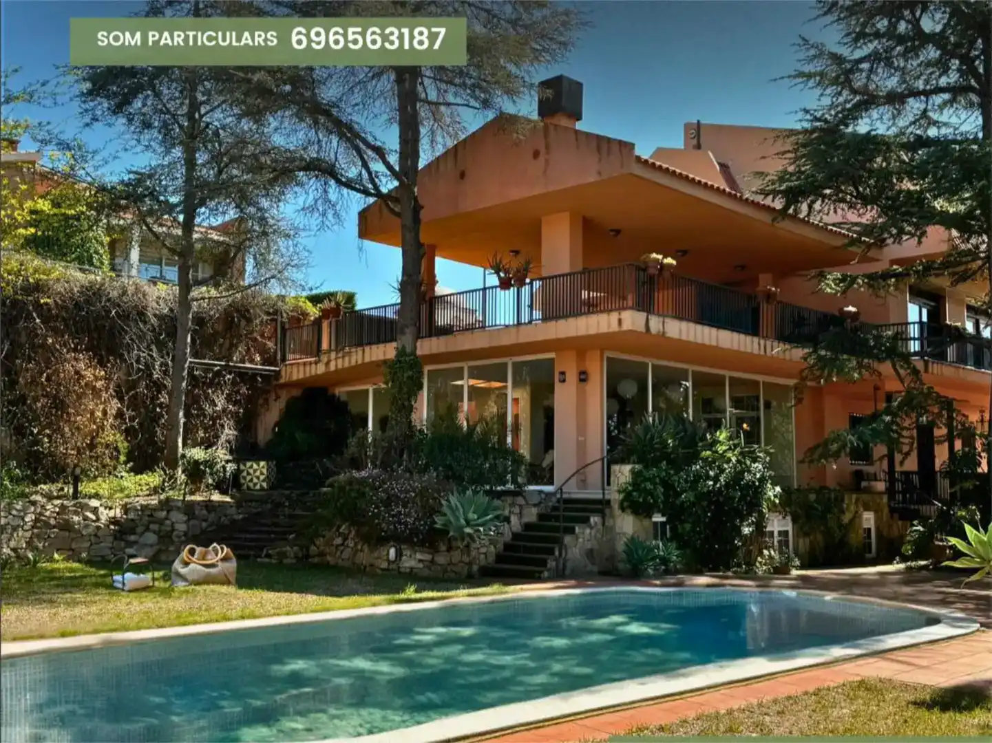 Garden of Houses for sale in Mataró  with Air Conditioner, Swimming Pool and Balcony