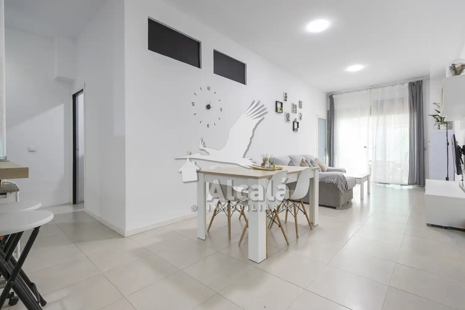 Living room of Flat for sale in Loeches  with Air Conditioner, Heating and Private garden