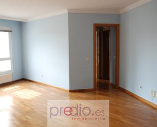 Bedroom of Flat for sale in Lugo Capital  with Heating, Parquet flooring and Storage room