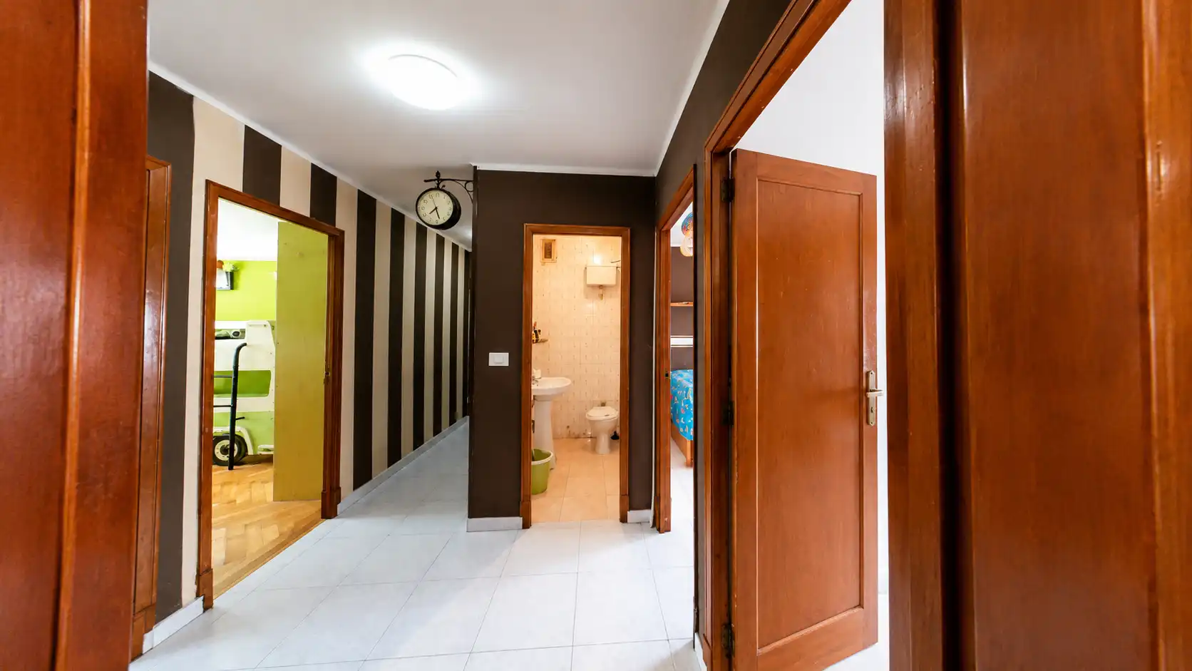 Piso en venta en Vigo  con Trastero y Amueblado